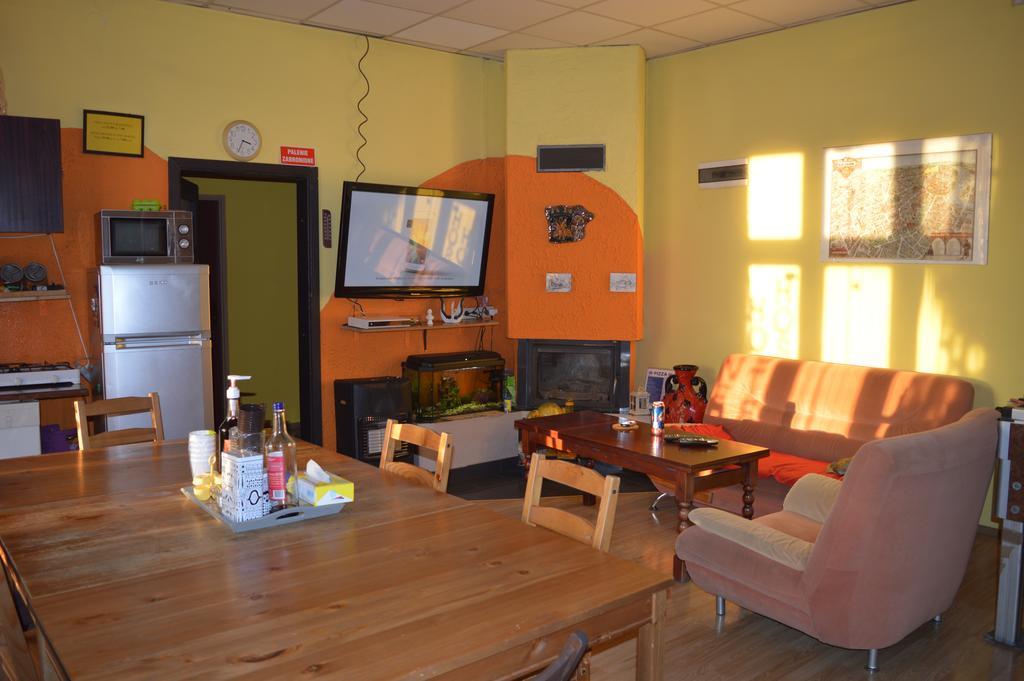 Honey Hostel Cracovia Exterior foto