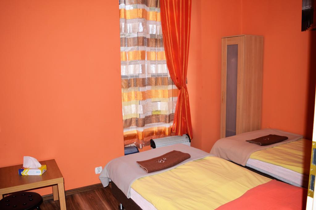 Honey Hostel Cracovia Exterior foto