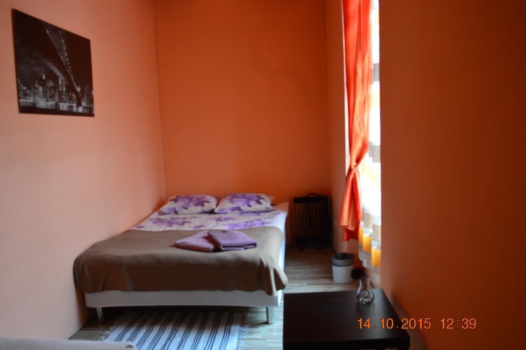 Honey Hostel Cracovia Habitación foto