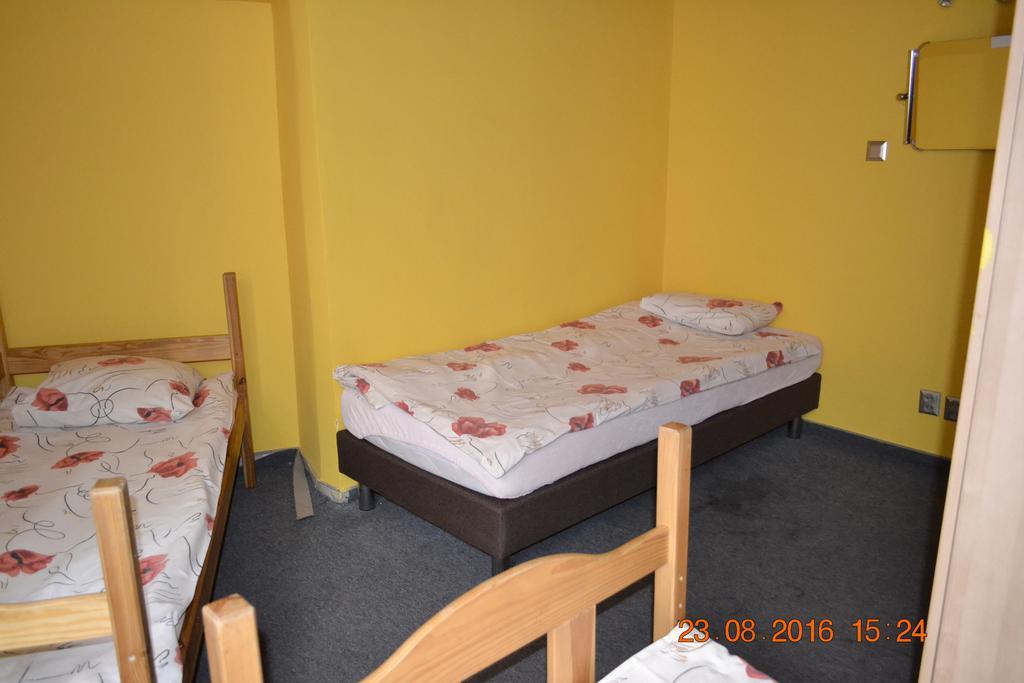 Honey Hostel Cracovia Exterior foto